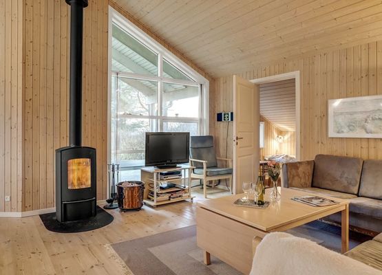 "Hilke" - 850m from the sea