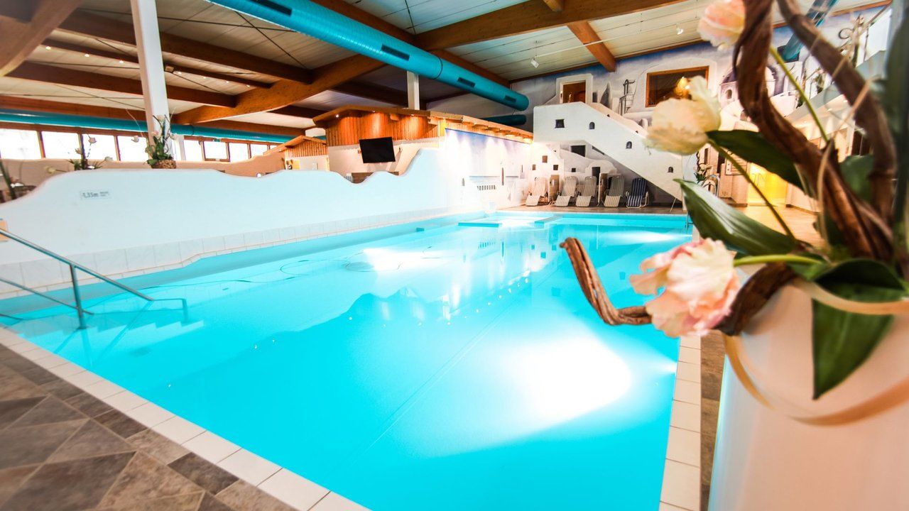 Warmwasser Pool
