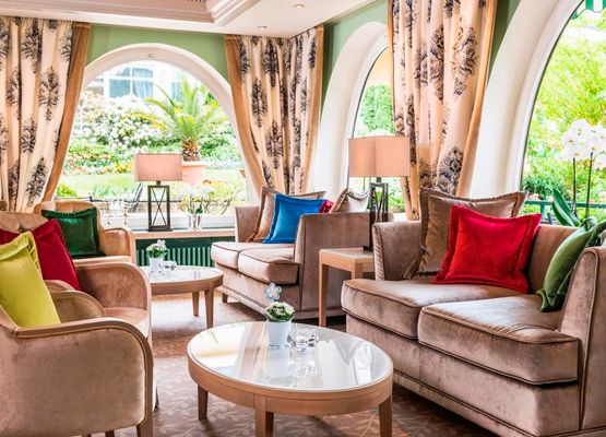 Hotelbar - Lounge - Kamin