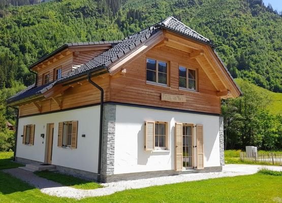 Haus am Bach mit Sauna, schöner Aussicht, 1.5 km vom Skilift