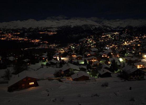 Winter - Blick Abends auf Dorf Vercorin