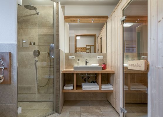 Badezimmer 1 - Sauna mit Infrarotwärme